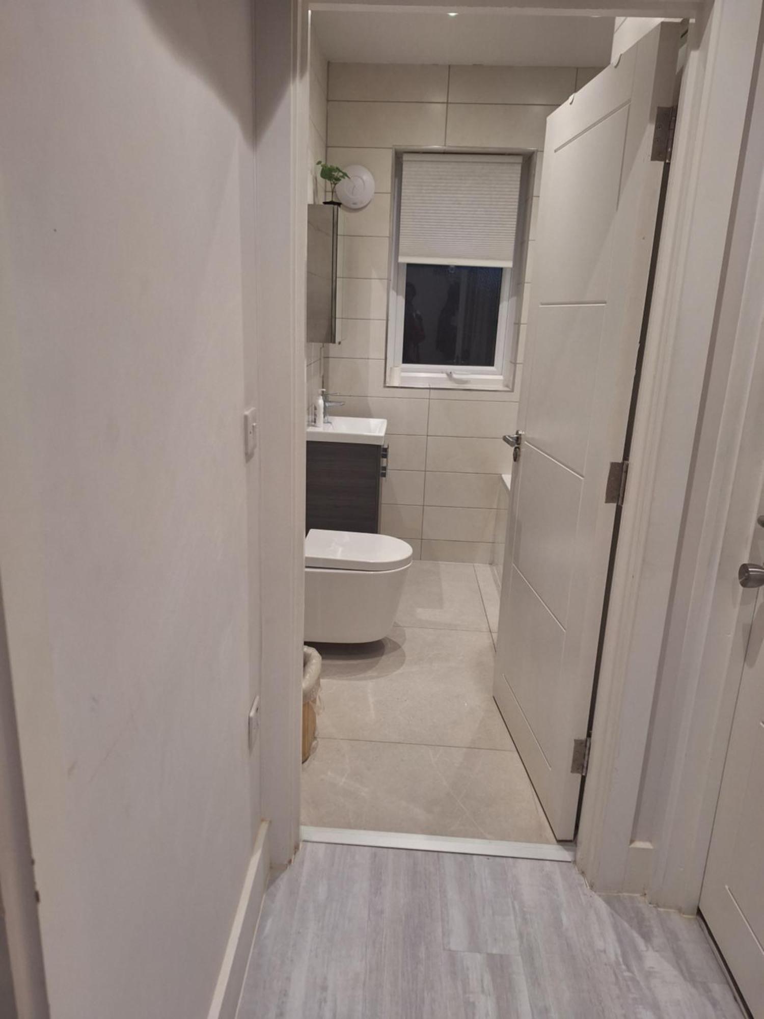 Budget Single Room Only For One Adult - Shared Flat Northolt (Greater London) Exterior foto